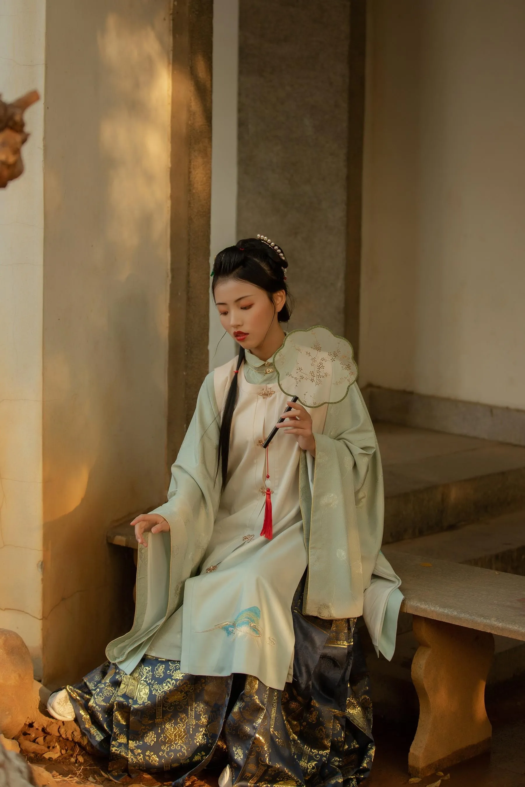 [YITUYU艺图语]2022.08.28 春雨杏花急急落 日落欣橙 [27P]插图9